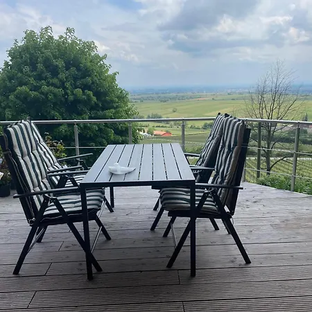 Apartament Lindenallee 20 *